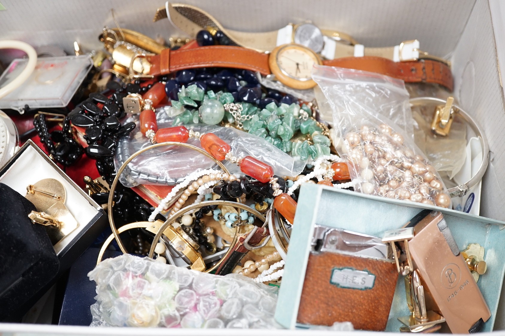 Mixed collectables, including costume jewellery, silver bangle, watches, plates, commemorative coins, etc.